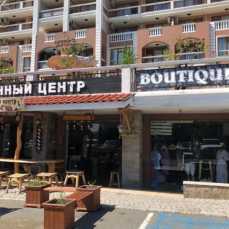 2 Bedroom With 2 Balconies And Sea Views Апартамент Свети Влас